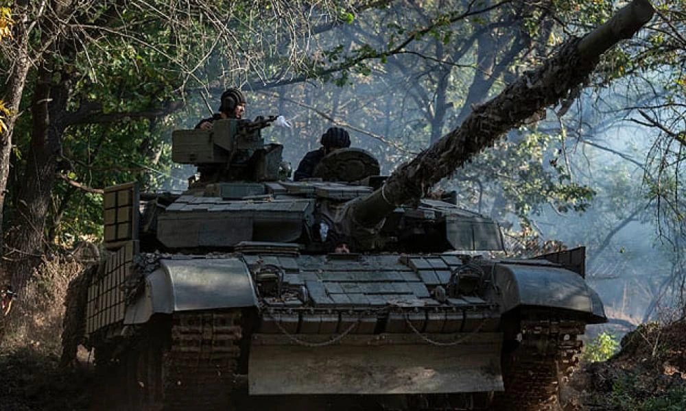 Όσο προχωρά ή ώρα μεγαλώνει η καταστροφή-Ρωσικά άρματα μάχης εισέρχονται στο Κουπιάνσκ ενώ κινδυνεύει όλο το μέτωπο